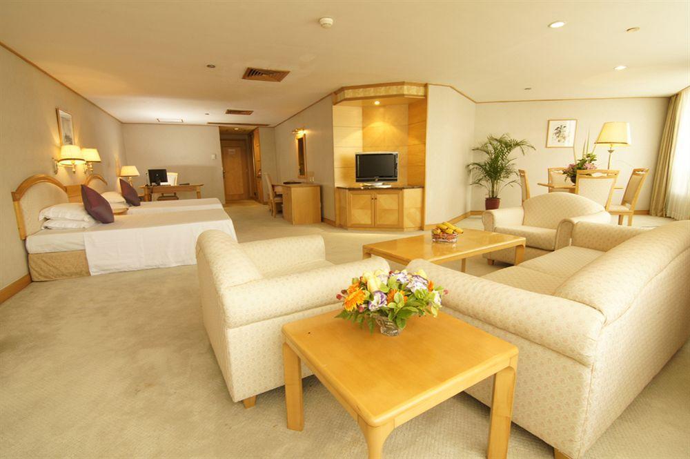 Gangrun Hotel Guangzhou Beijing Road Branch Экстерьер фото